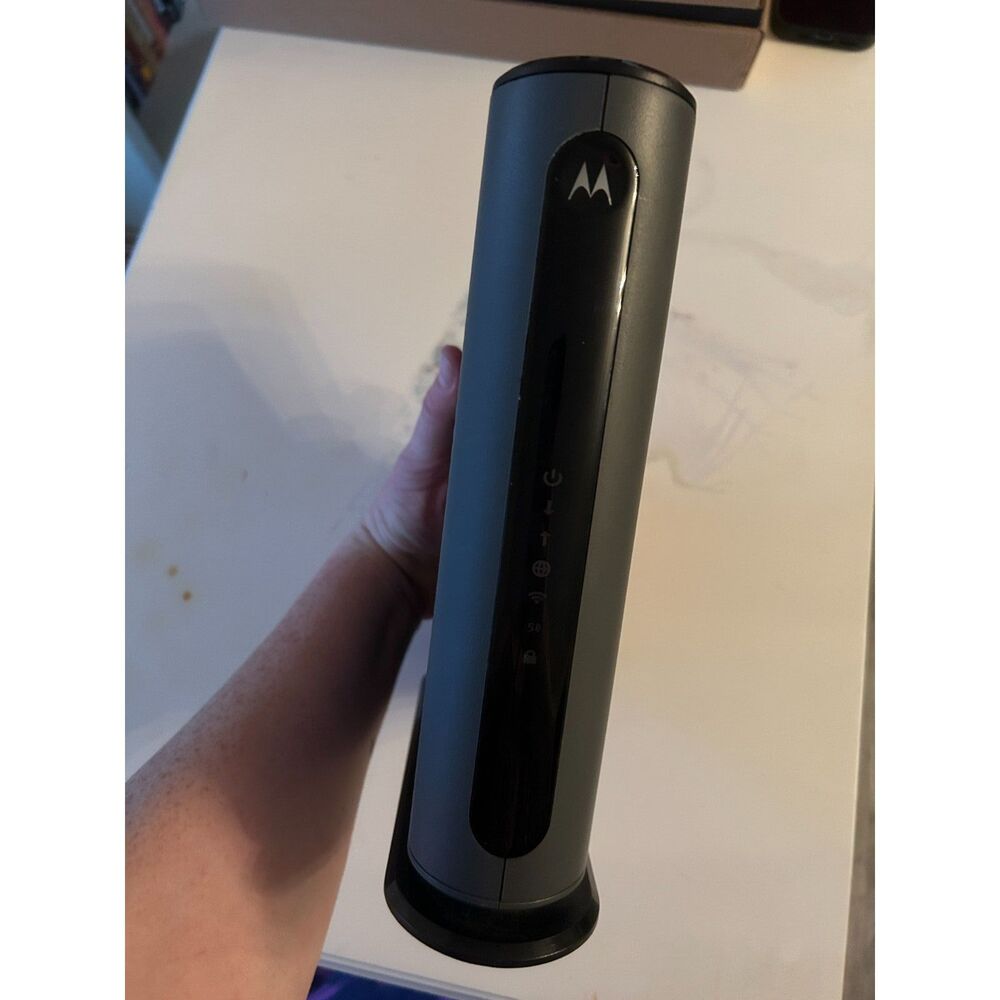 Motorola MG7540 Cable Modem + AC1600 WiFi Router – Works Great – DOCSIS 3.0